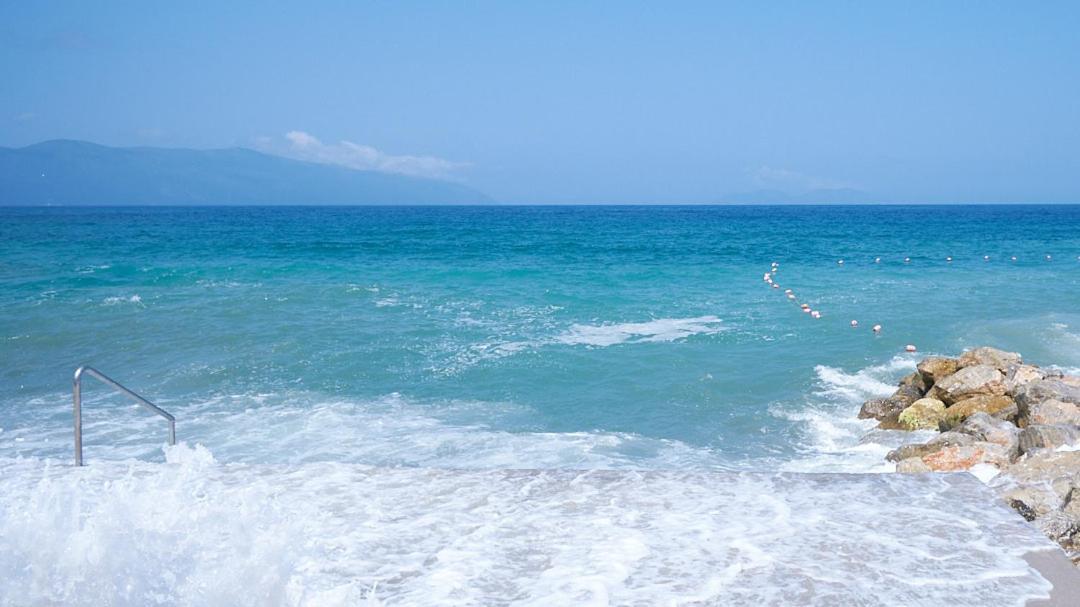 Azar Luxury Suites Vlore Bagian luar foto