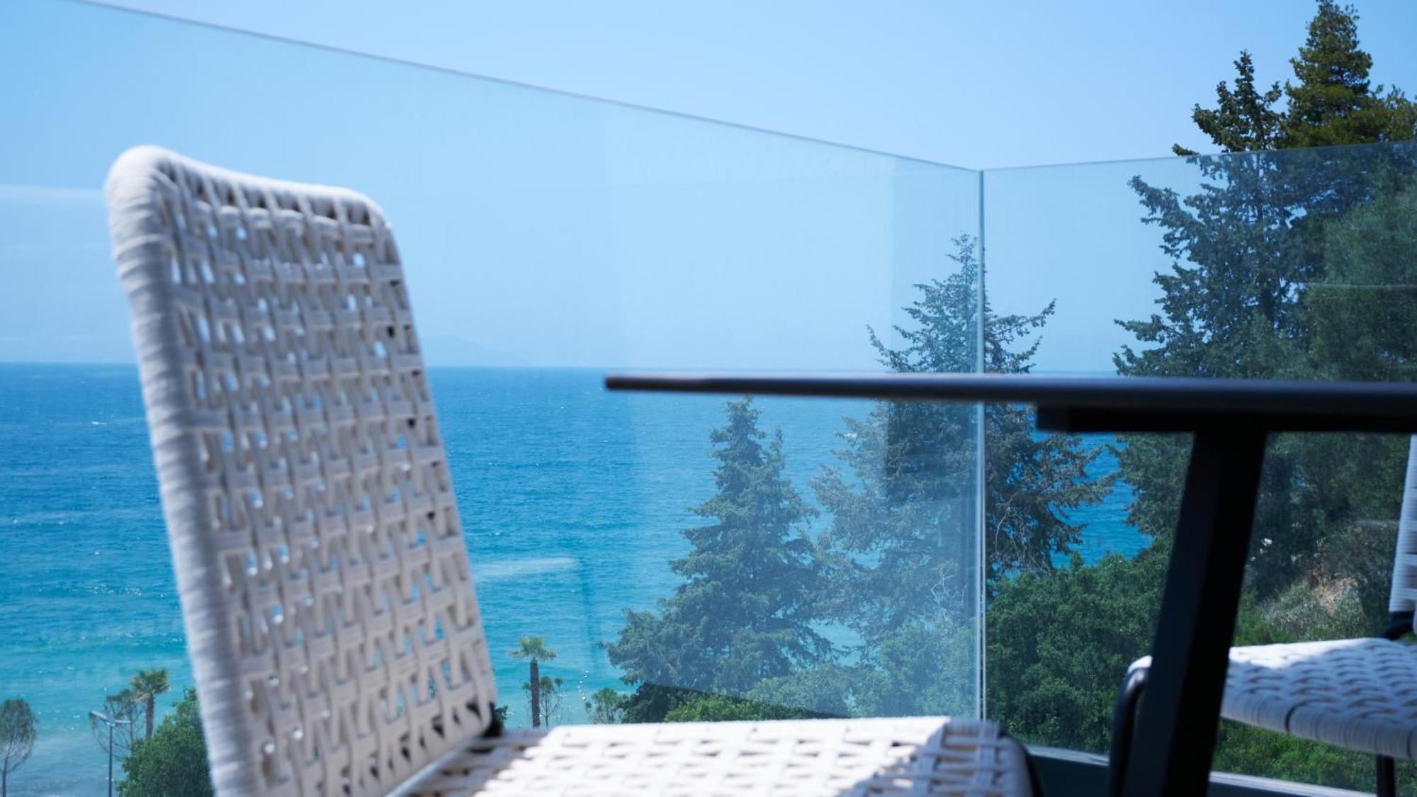 Azar Luxury Suites Vlore Bagian luar foto